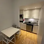 Super Central, 2 Min From Central Station, 1-4Pers